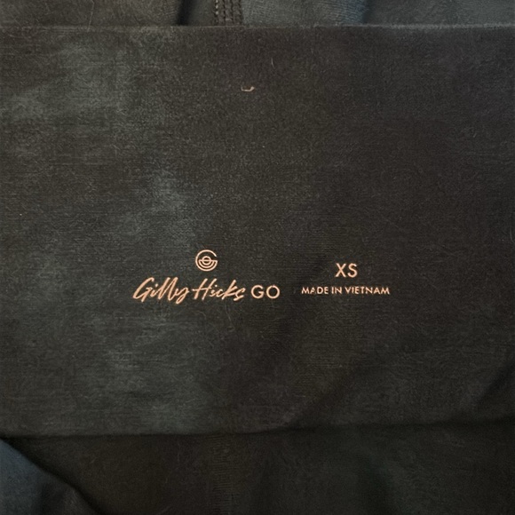 Gilly Hicks GO XS stretchy shorts. - Picture 3 of 5